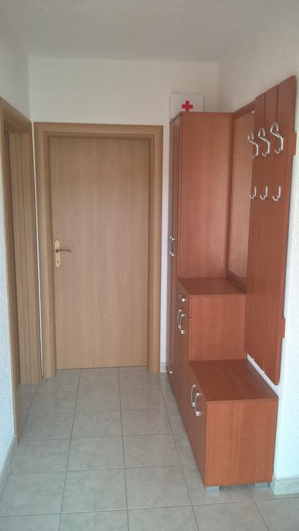 Apartmani Ramljak Marina Bagian luar foto